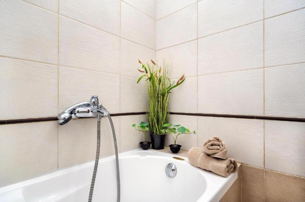 Luxury Town Center Suite Apt A2 Iraklio Exterior foto